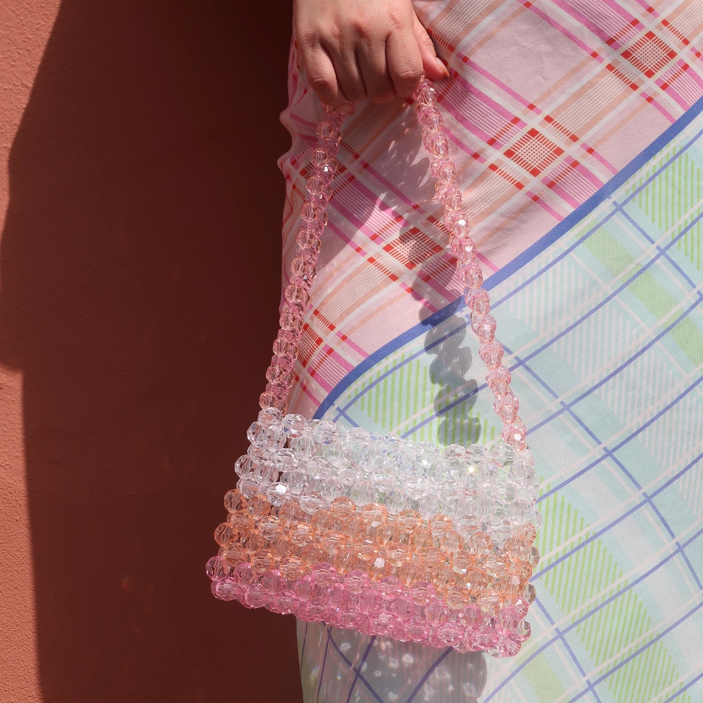 WHIMSY080 - ombre coral pink bag