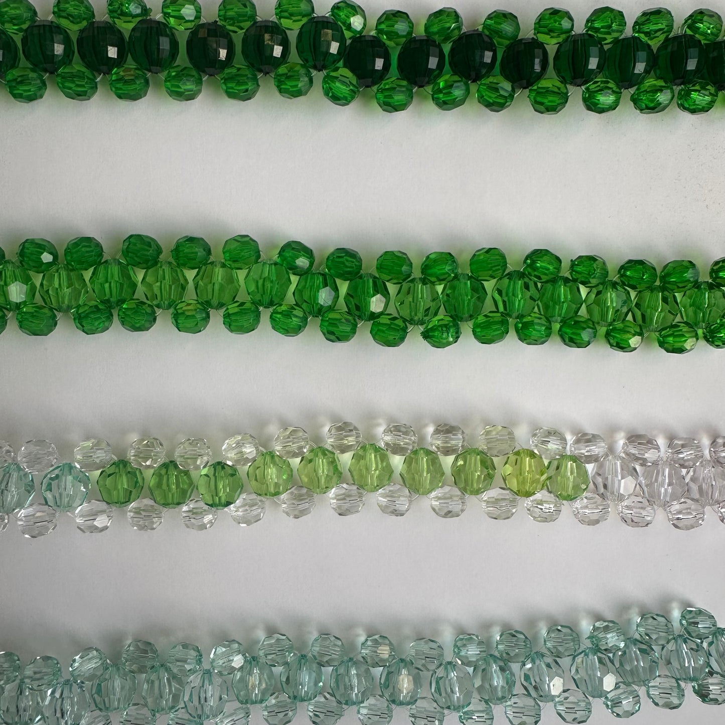 BESPOKE PHONE WRISTLET